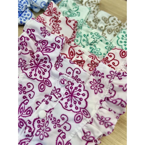 Conjunto Florido Crepinho, disponível nos tamanhos 06 e 08
