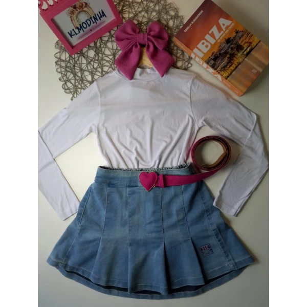Blusa branca meia pele tamanho 10