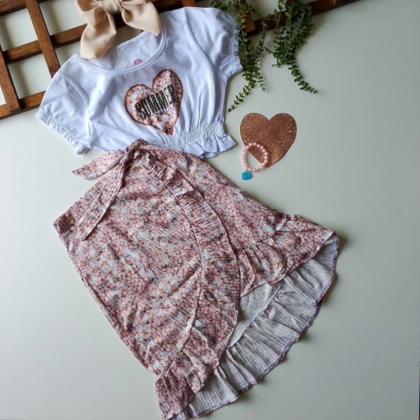 Conjunto Cropped Saia tamanho 06