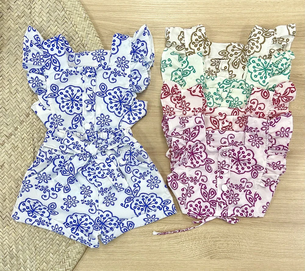 Conjunto Florido Crepinho, disponível nos tamanhos 06 e 08